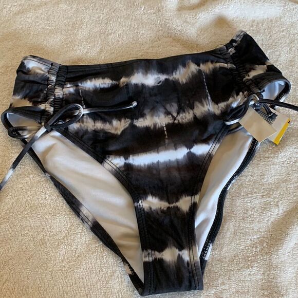 California waves black high waisted bikini bottoms Size M NWT - Picture 1 of 6